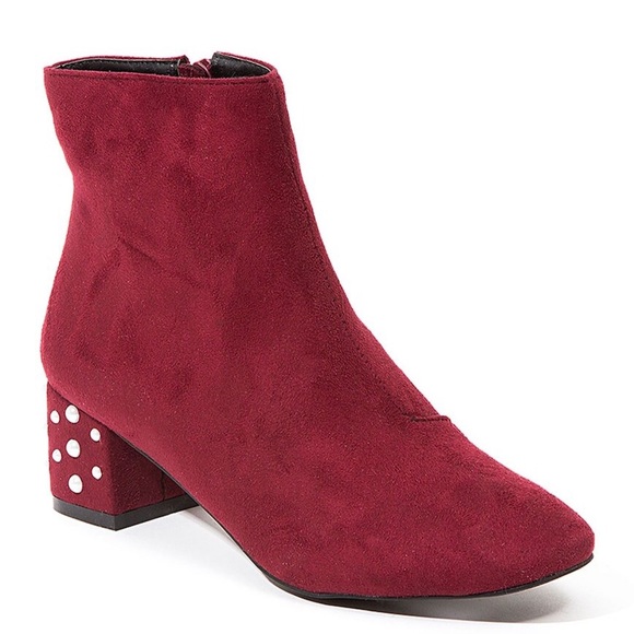 ๐ฟ๐ Vegan Suede โ Pearl Embellish Bootie โ Wine - Picture 7 of 8